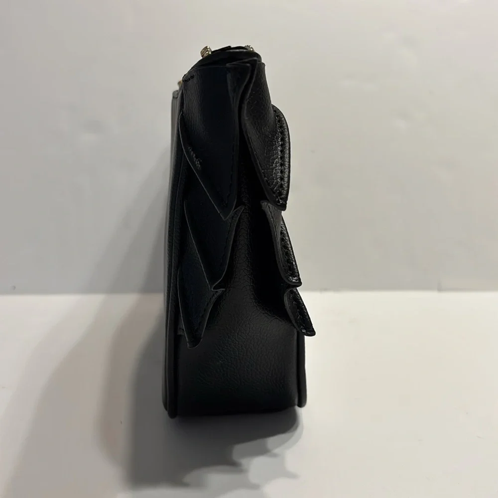 NWOT Jeffree Star LIMITED EDITION Black Batwing Cosmetic Bag